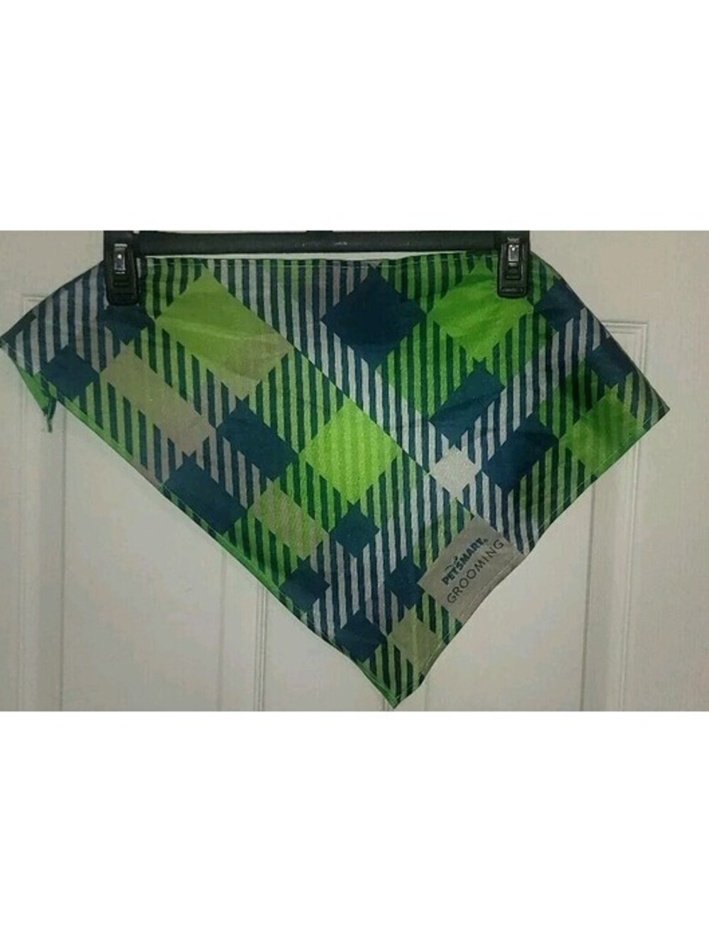 PETSMART GROOMING GREEN BLUE PLAID DOG PET BANDANA LARGE 30" x 15"